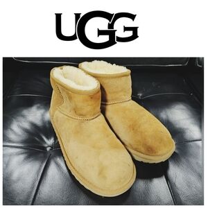 UGG | Classic Chestnut Sheepskin Boots - PRICE DROP !! 💜